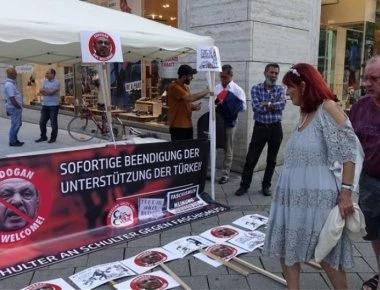 Κούρδοι διαδηλώνουν στην Γερμανία κατά του Ερντογάν: «Είσαι ανεπιθύμητος - Να καταστραφείς»